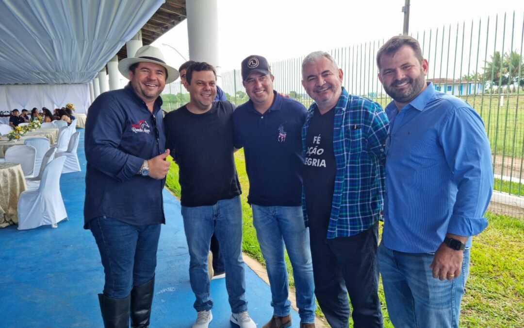 Cavalgada Ciclo Motos, em Entre Rios, conta com participação de Angelo Coronel Filho