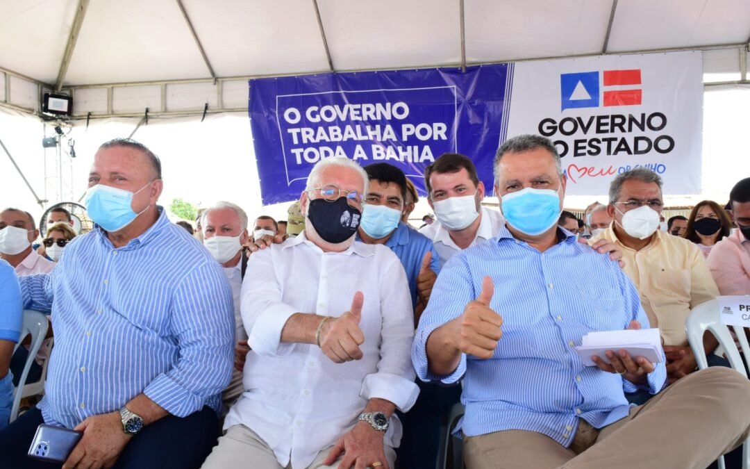 Angelo Coronel Filho acompanha Governador em entrega de obras em Casa Nova