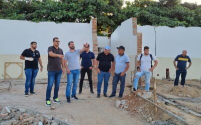 Em Várzea da Roça, Angelo Coronel Filho visita obras e conhece lideranças