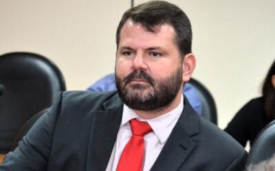 ANGELO CORONEL FILHO PROPÕE REFORMA DE PRAÇA EM ENTRE RIOS