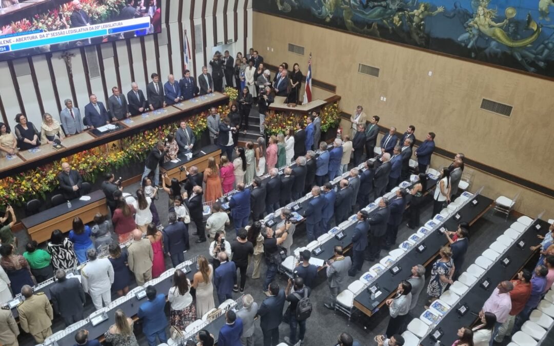 SEGUNDO ANO DO PRIMEIRO MANDATO DE ANGELO CORONEL FILHO COMEÇA NA ALBA
